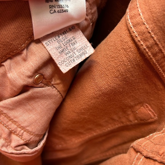 MOTHER The Looker Fray Ankle Jean - Picture 7 of 7